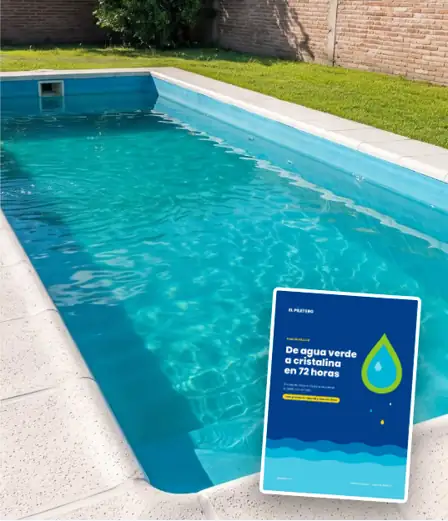 La misma pileta con agua cristalina